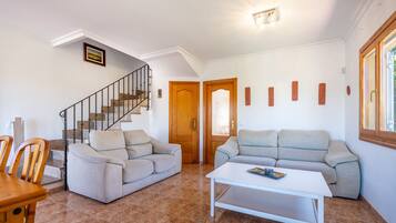 Fernseher, Stereoanlage