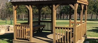 Little Creek Ranch- "Home-Away-from-Home"