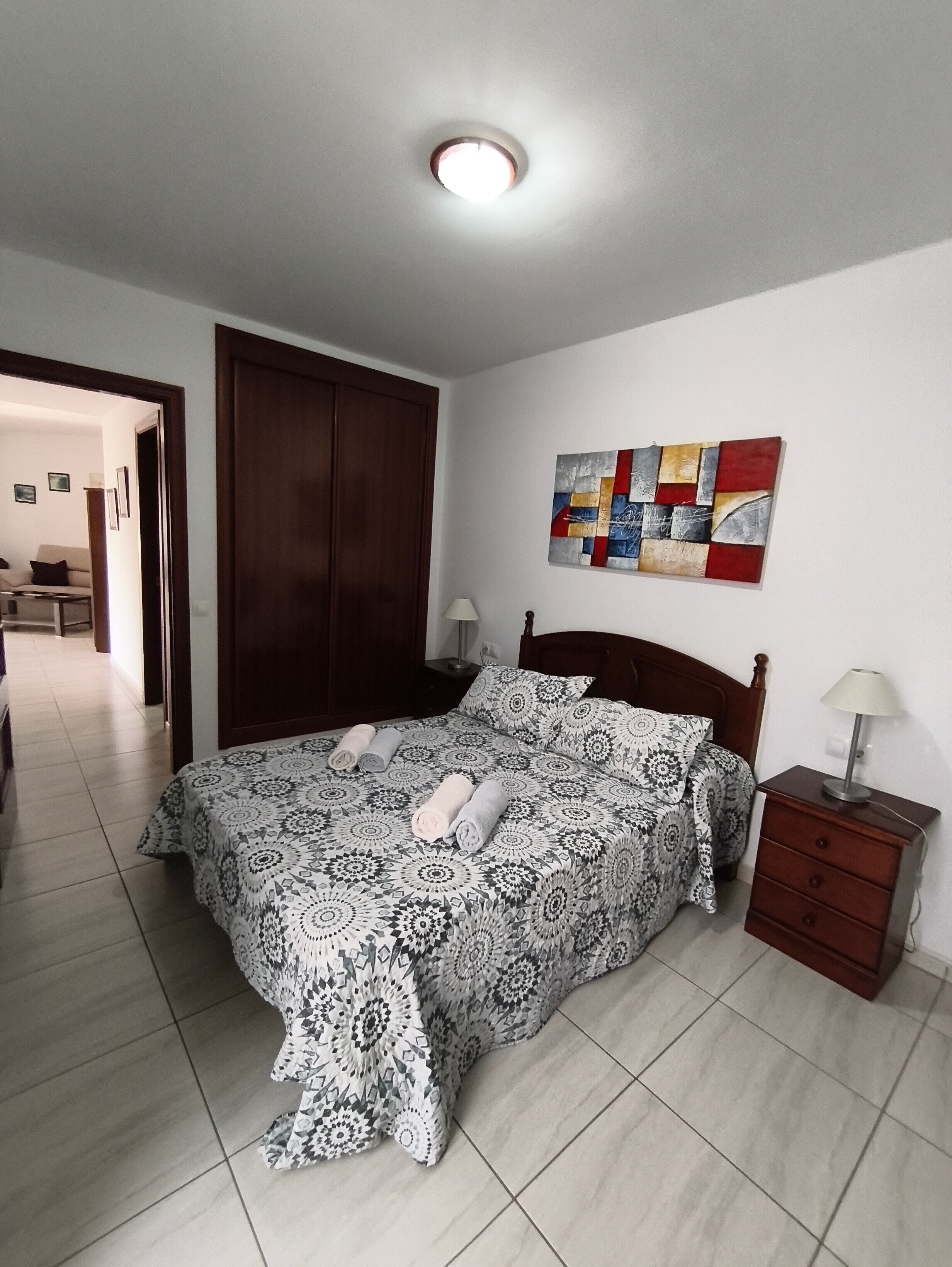 2 bedrooms, iron/ironing board, free WiFi, bed sheets