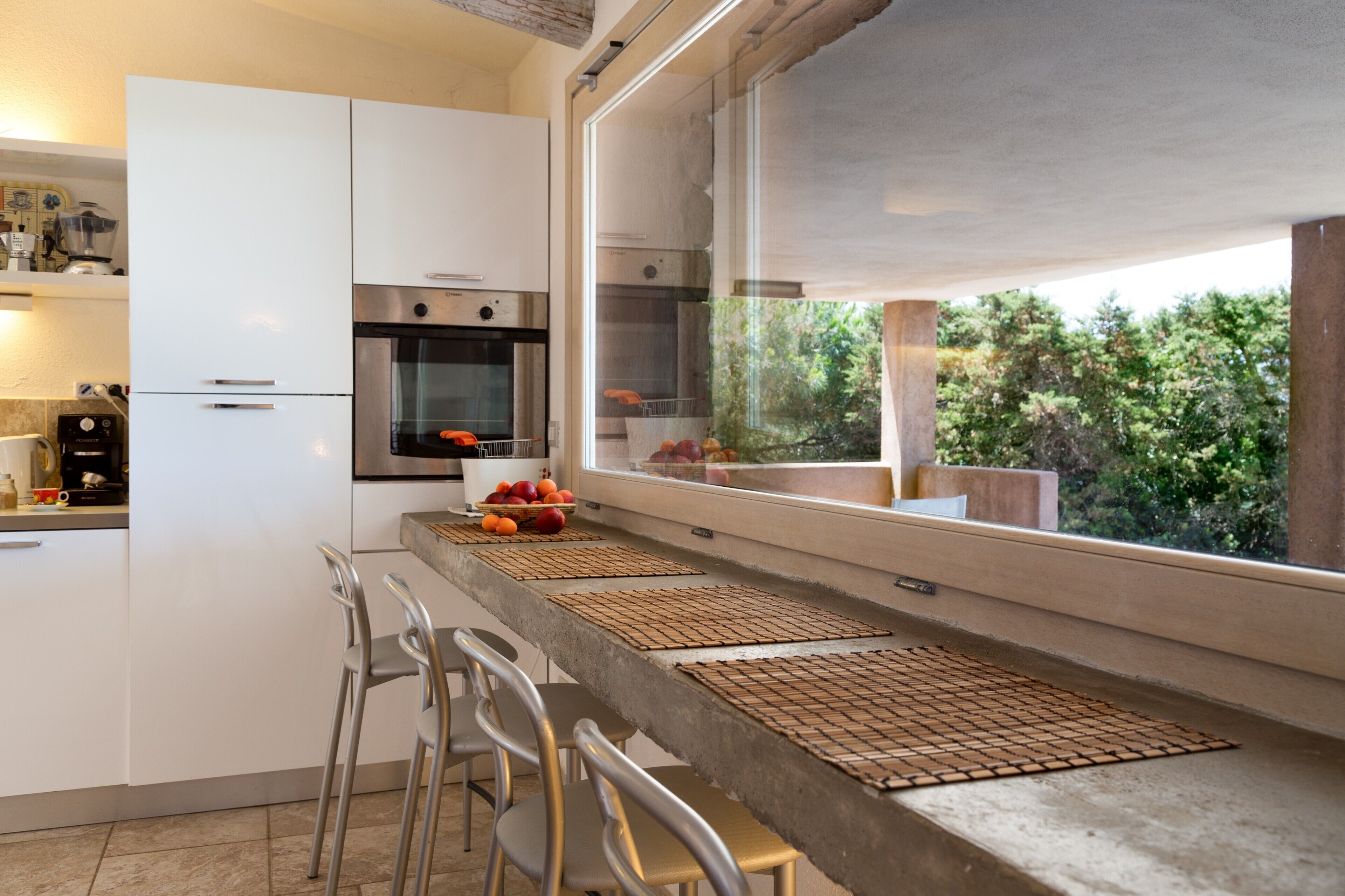 Réfrigérateur, four, plaque de cuisson, lave-vaisselle