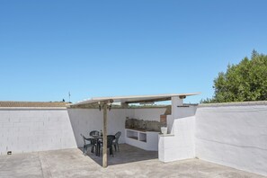Outdoor dining - Comfortable Holiday Apartment "Loft Rural" with Terrace (El Soto)