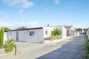 Exterior - Comfortable Holiday Apartment "Loft Rural" with Terrace (El Soto)