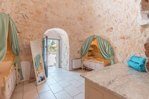 1 camera, ferro/asse da stiro, Wi-Fi gratuito, lenzuola