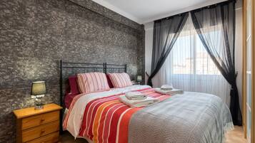 3 habitaciones, wifi gratis y ropa de cama