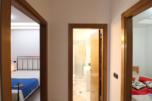 2 Schlafzimmer, Bügeleisen/Bügelbrett, kostenloses WLAN, Bettwäsche