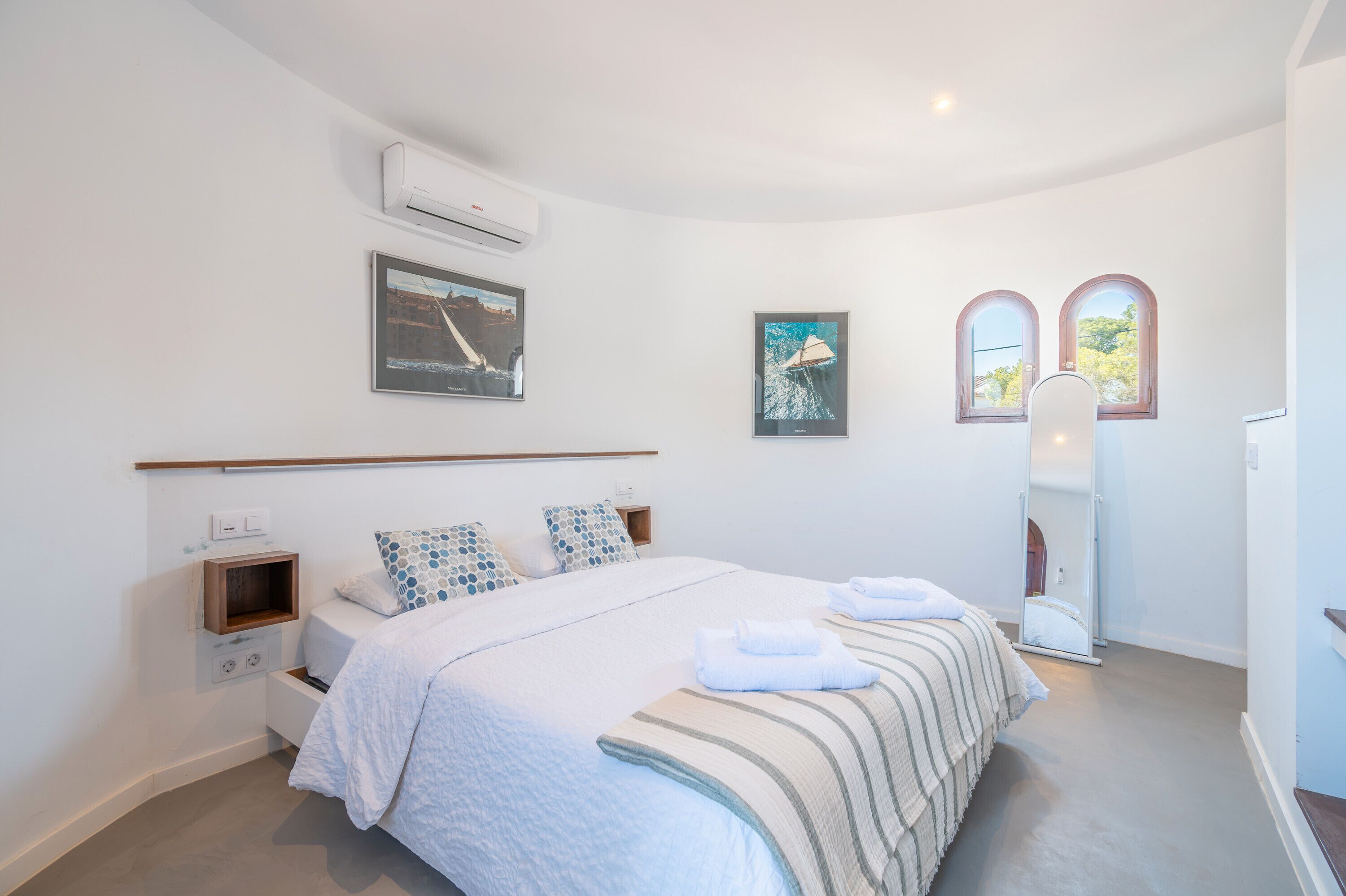 3 soverom, strykejern/-brett, wi-fi (inkludert) og sengetøy