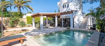 Holiday Home 'Cala Santanyí' with Sea View, Wi-Fi and Air Conditioning