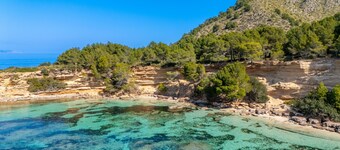 Apartment 'Miramar' with Sea and Mountain View, Private Terrace and Wi-Fi