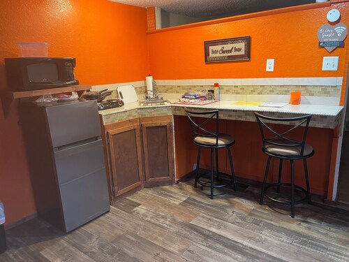 DAH Suites are clean, affordable private rooms with in a country setting.