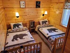 2 quartos, Wi-Fi de cortesia, roupa de cama