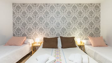 3 makuuhuonetta, silitysrauta/-lauta, ilmainen Wi-Fi, vuodevaatteet