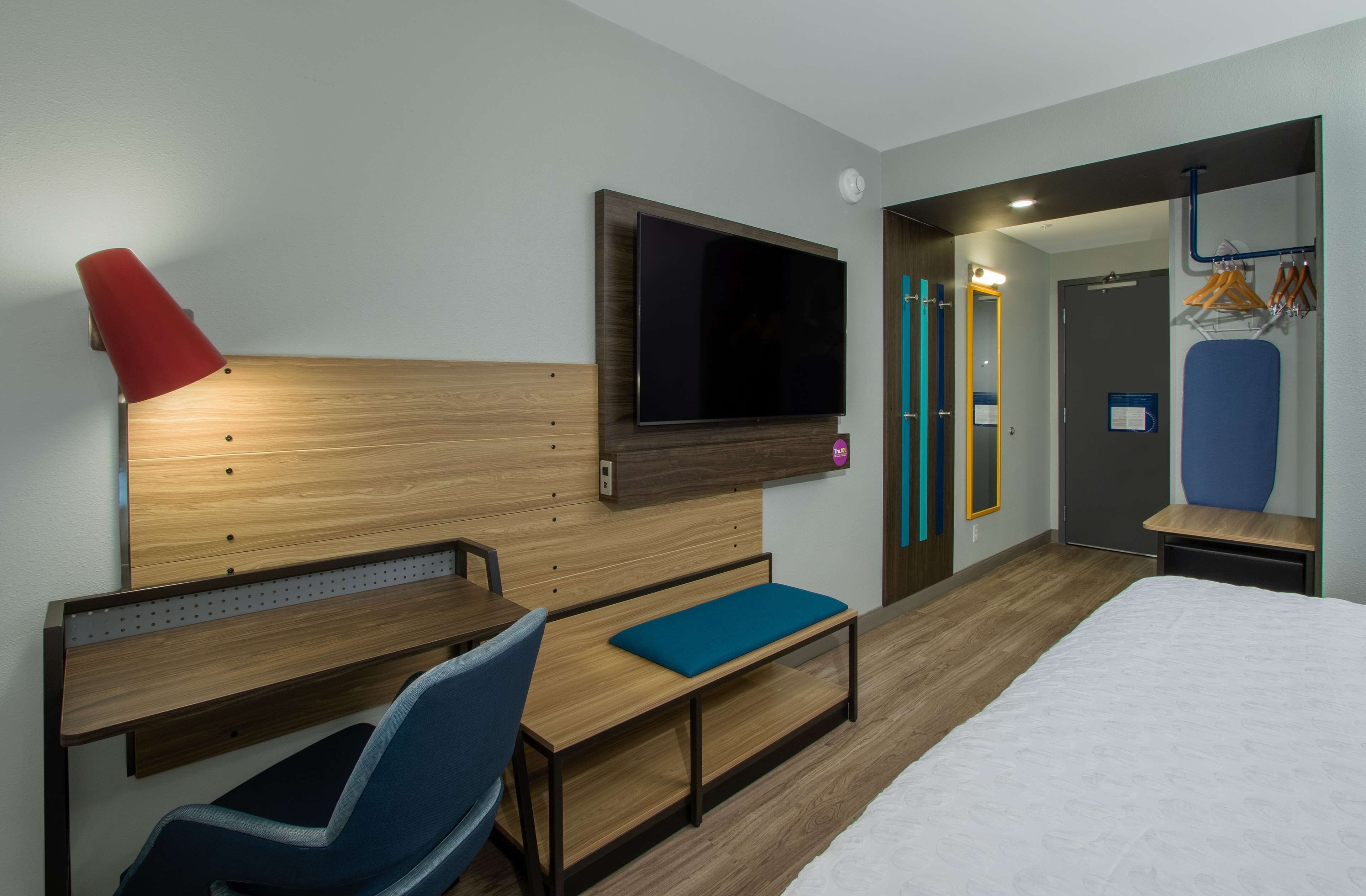 room, 1 king bed | desk, free wifi, bed sheets