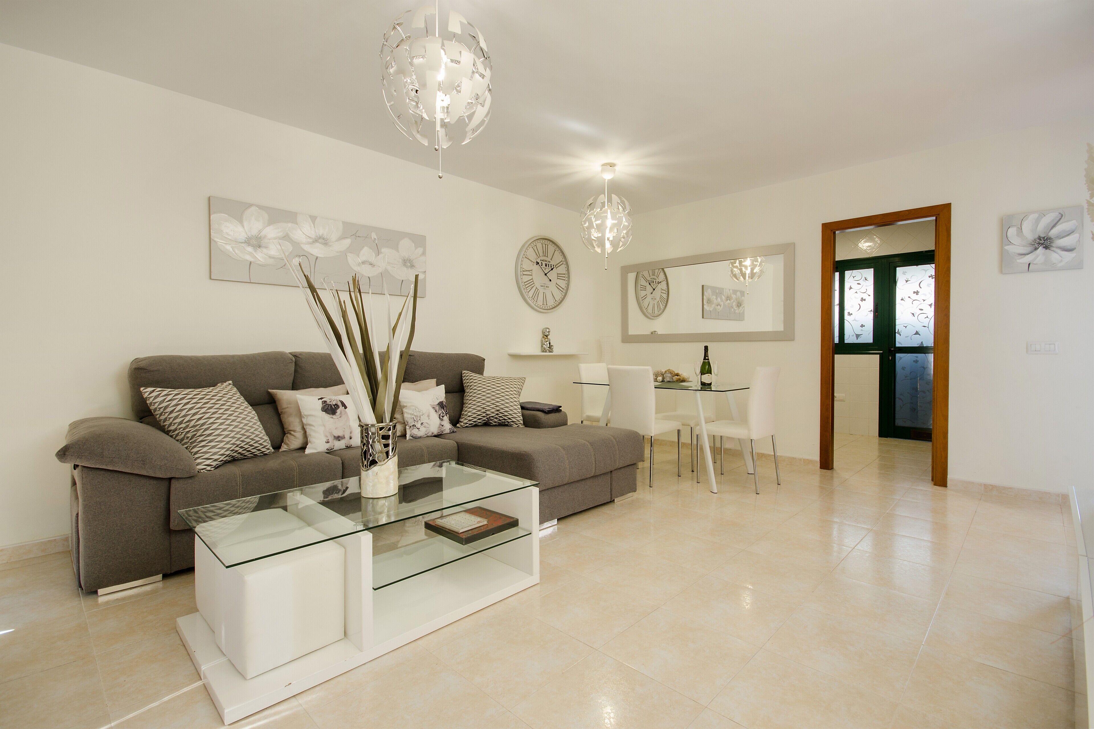 Fernseher, Stereoanlage