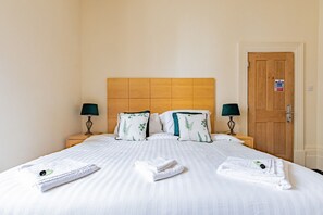 Standard-Doppel- oder -Zweibettzimmer