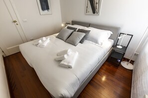 2 habitaciones, tabla de planchar con plancha y wifi gratis 