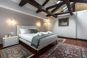 2 bedrooms, iron/ironing board, free WiFi, bed sheets - San Pantalon Luxury Penthouse R&R (Venecia)