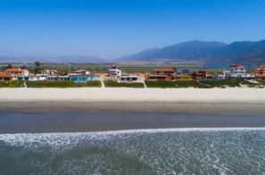 Am Strand, Liegestühle