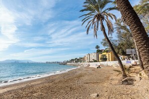 Platja a a prop