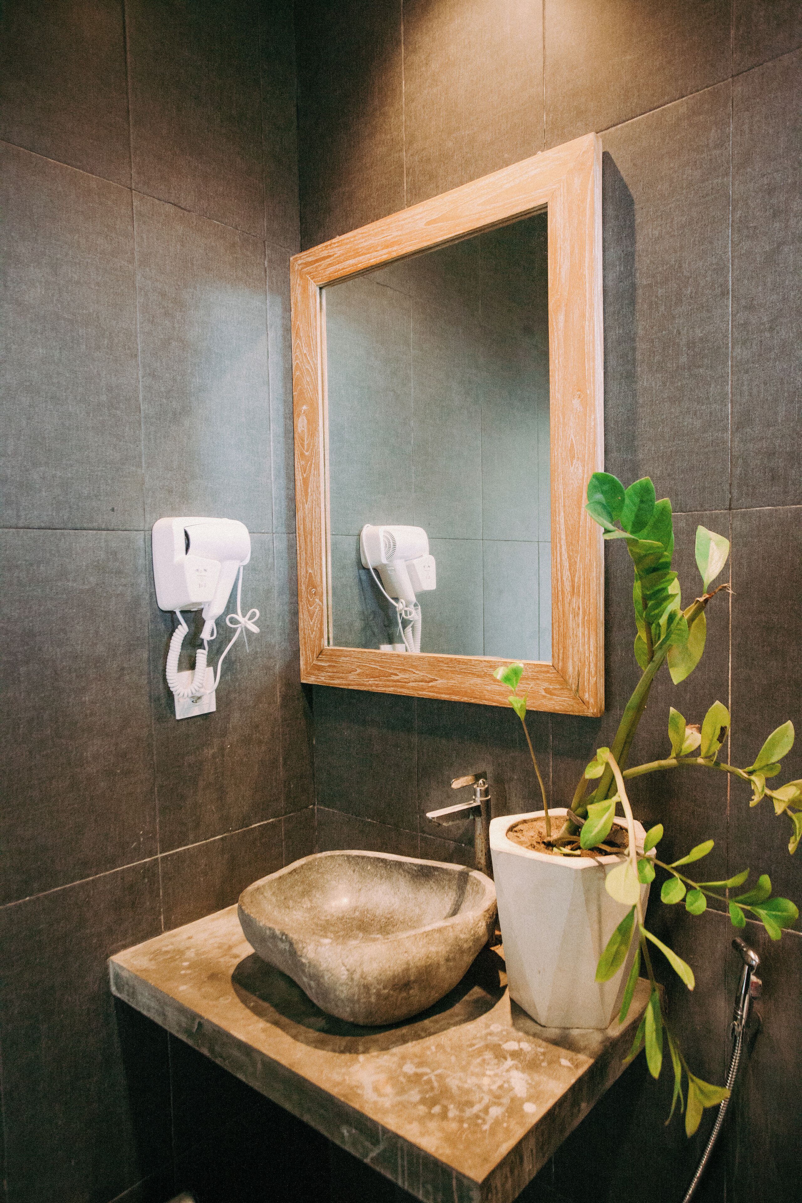 Kamar, 1 Tempat Tidur King, pemandangan laut | Kamar mandi