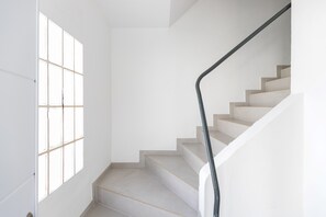 Interior - Modern Apartment "Marei 3" with Pool Access, Air Conditioning and Wi-Fi (Ciutadella de Menorca)