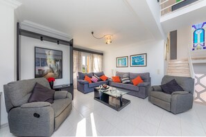 Living area - Villa With Pool in Idyllic Location - Ca Na Xisca (Sa Coma)