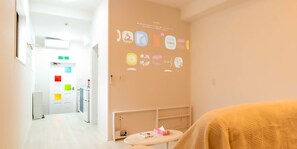Departamento básico, 2 habitaciones, para no fumadores, planta baja | Servicios de la habitación