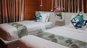 ห้องลักซ์ชัวรี่ทวิน | ตกแต่งพิเศษโดยเฉพาะ, โต๊ะทำงาน, Wi-Fi ฟรี, ผ้าปูที่นอน