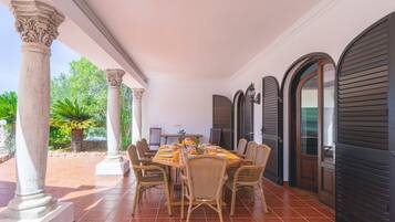 Restauration extérieure