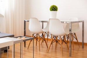 Dining - Penthouse “La Torre de Menacho” Near the Beach with Rooftop Terrace and Sea Views (Cadiz)