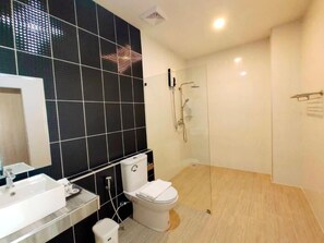Bruser, gratis toiletartikler, håndklæder, Sæbe