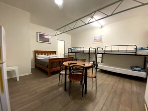 Comfort Room | Cadar katil 
