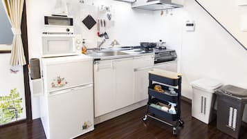 Private Vacation Home | Private kitchenette | Fridge, microwave, stovetop, electric kettle