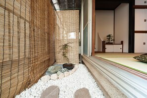 Private Vacation Home | 3 bedrooms, blackout drapes, iron/ironing board, free WiFi - Espoir Horikiri Syobuen (Tokyo)