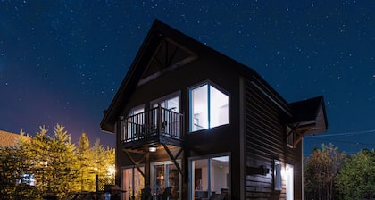 ESKER NATURE TWO BEDROOMS & MEZZANINE LAKE VIEW ACCESS TO SPA, SAUNA & YURT