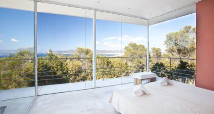 Modern Villa with Infinity Pool - Villa Es Calo