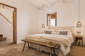 4 chambres, fer et planche à repasser, Wi-Fi gratuit, draps fournis