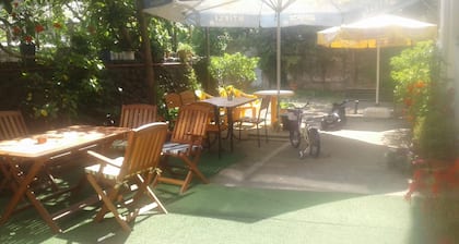 Gulnasi's Guesthouse