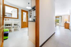 Interior - Fantastic Apartment "Puerto Rico Port de Sóller" with Mountain View, Terrace and Wi-Fi (Port de Sóller)