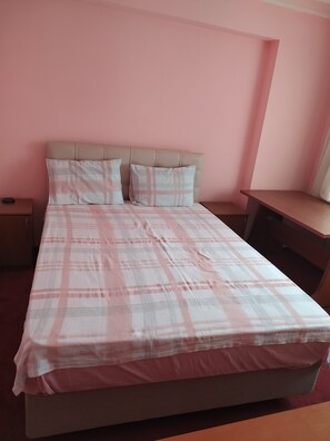 Economy Double Room | Free WiFi, bed sheets - Afyon Suit Otel (Afyonkarahisar)