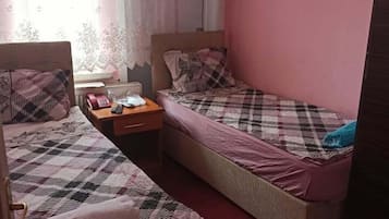 Economy Double Room | 1 bedroom, free WiFi, bed sheets