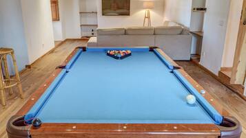 Spielezimmer