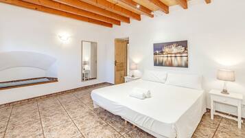 6 habitaciones, tabla de planchar con plancha y wifi gratis