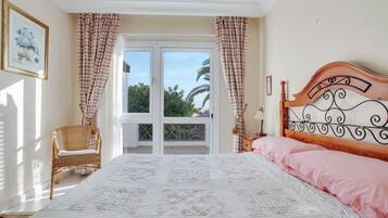 2 habitaciones, tabla de planchar con plancha y wifi gratis