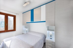 1 bedroom, iron/ironing board, bed sheets