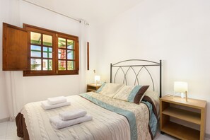 3 habitaciones, wifi gratis y ropa de cama 