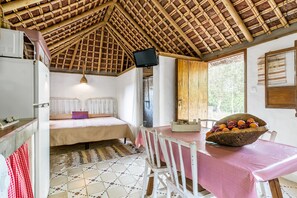 1 camera, ferro/asse da stiro, Wi-Fi gratuito, lenzuola