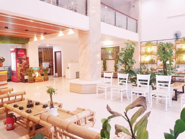Reception hall - Ruby Hotel Nha Trang (Nha Trang)