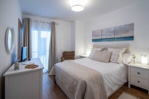 2 bedrooms, WiFi, bed sheets - Duplex Flamingo Cadiz (Cádiz)