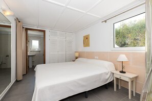 3 quartos, ferros/tábuas de passar roupa, Wi-Fi de cortesia