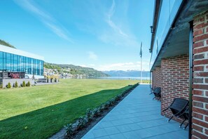 Chambre Confort double ou avec lits jumeaux | Vue sur le jardin